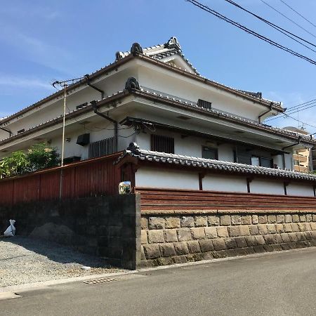 まるで一国一城の主 佐藤邸 Hotel Nichinan Exterior foto